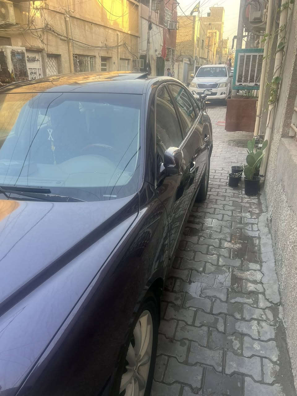 السلام عليكم ازيرا 2007 خليجي مصبوغة عام جمالية حادثها باللغد خفيف ماواصل شاصي ولا جوه سنوية باسمي 2027 رقم انكليزي بغداد كير ومكينة مكفول تحويل ثاني يوم السعر 78 وبيها مجال بسيط سيارة يرادلها ترتيب واشرات قبق ولفات وبيها طبك كهربائي بسيط مكاني بغداد ***********
