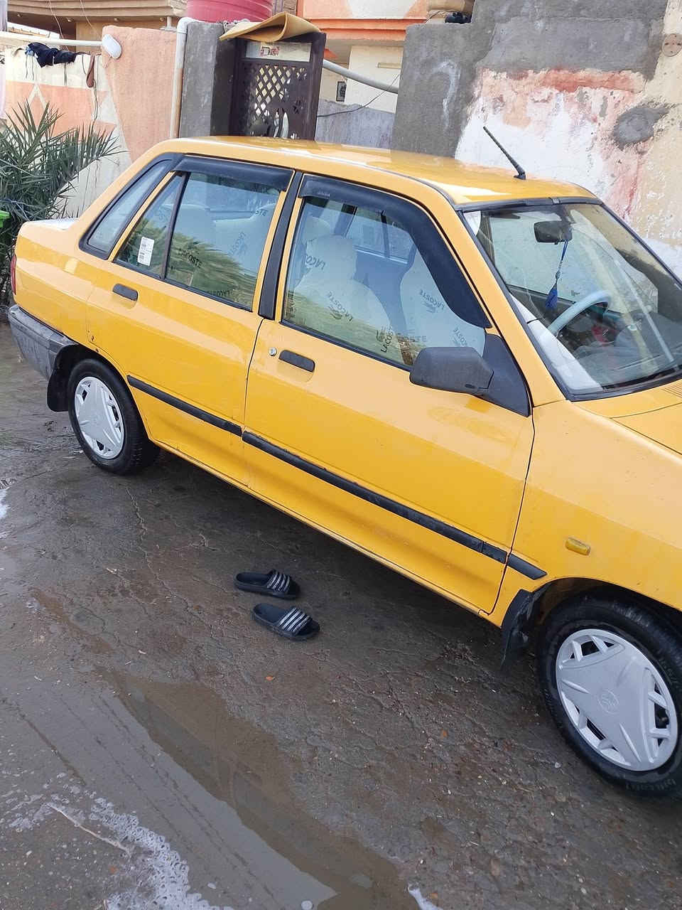 سلام عليكم سايبا موديل ١٤ هزة جديدة سنويه جديدة مصفرة ارقام جديدة صبغ ماكو تبديل ماكو كير وشواصي زينات مكينه خيط تبخير صدر خلفي امامي جديد دوشمه جديدة سعر ٣٥ مكان بغداد ***********
