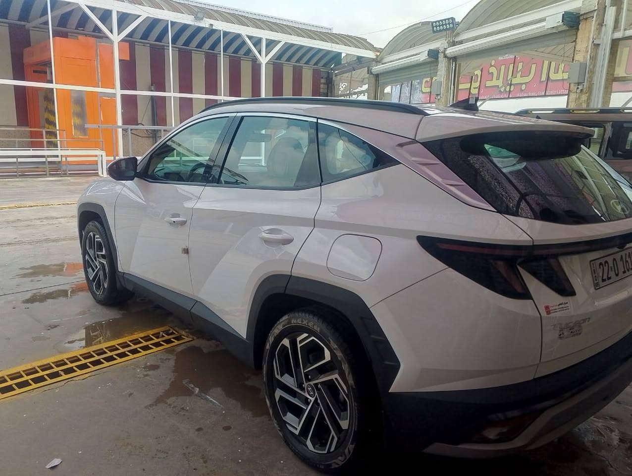 توكسان ٢٠٢٥ خليجي كامل مواصفات فقط موبانوراما ماشية ١٢ ألف قابله للزيادة مكفولة من كلشي.
سعرها ٢٤٥ وبيه مجال الجناحي يتصل وبي خير ويدلل. ***********
السيارة بالديوانية
