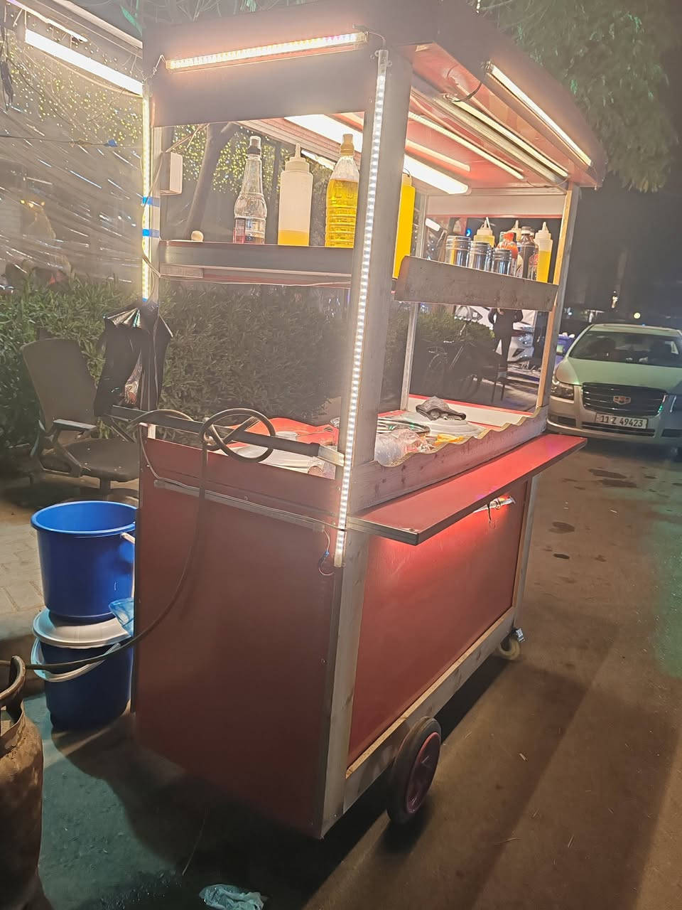 عربانه لبلبي للبيع نظيفه كامله ويه غراضه مكانه السيديه السعر 200 الف
***********
