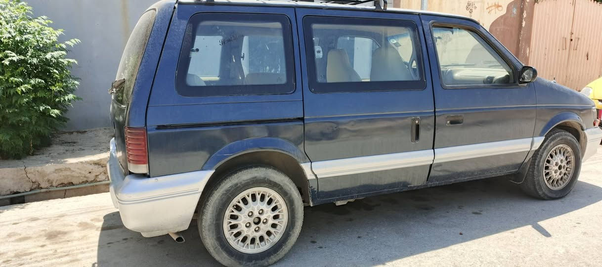 گلايزر 95 بسمي صبغتها من ورا التقحيل گير ومكينة مال گصة ويرمنية كلو شغال باستثناء كج البانزين كابون  بيها 
السعر 40 .العنوان موصل الايسر 
***********
***********
