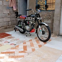 شباب دراجه لبيع دراجه نضيفه صارله شهر من معمره مستعجل علا بيعته 600 وب...