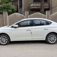 للبيع فقط سنترا ٢٠٢٥ كفاله عامه السياره اخت الزبرو ماشيه 7الف سنويه بس...