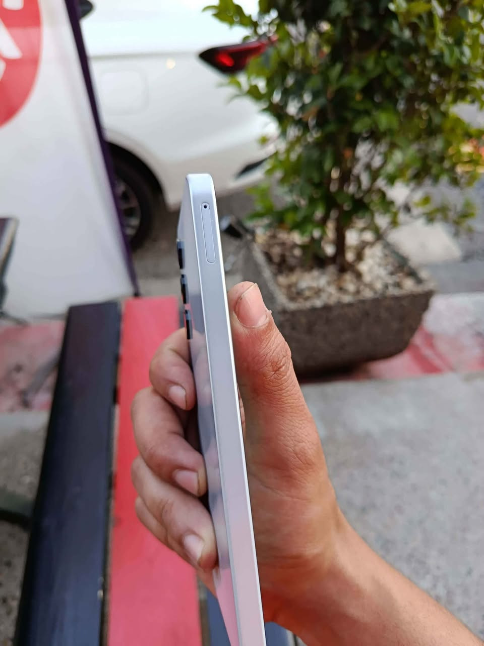 Galaxy A16 
Ram4+4 
128gb 
خاوێن %100 دووسیم ڕەنگی سیلڤەر 
4 ساڵ ئەپدەیت أربيل, العراق


**إذا كنت صاحب هذا الإعلان وتريد حذفه لأي سبب، رجاءا أرسل رسالة إلى الدعم الفني**