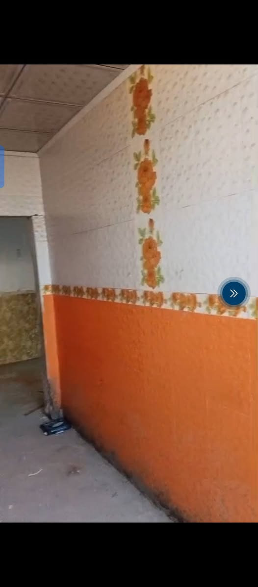 دار للايجار نظيف حي العامل غرفه وصاله وستقبال ومطبخ وصحيات المساحه 80متر السعر 300الف للاستفسار ***********
