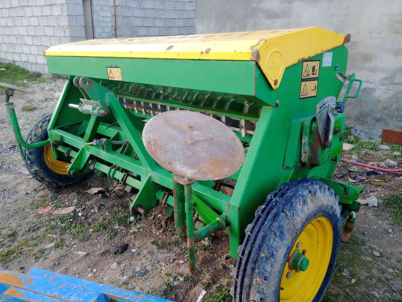 طابیعەی یسپانی بۆ فرۆشتن زۆر زۆر خاوێنە 2016بێ لحیم و شکان سحری خوار هەموو بازار شوین قەزای بردرش رقم ***********  ***********
