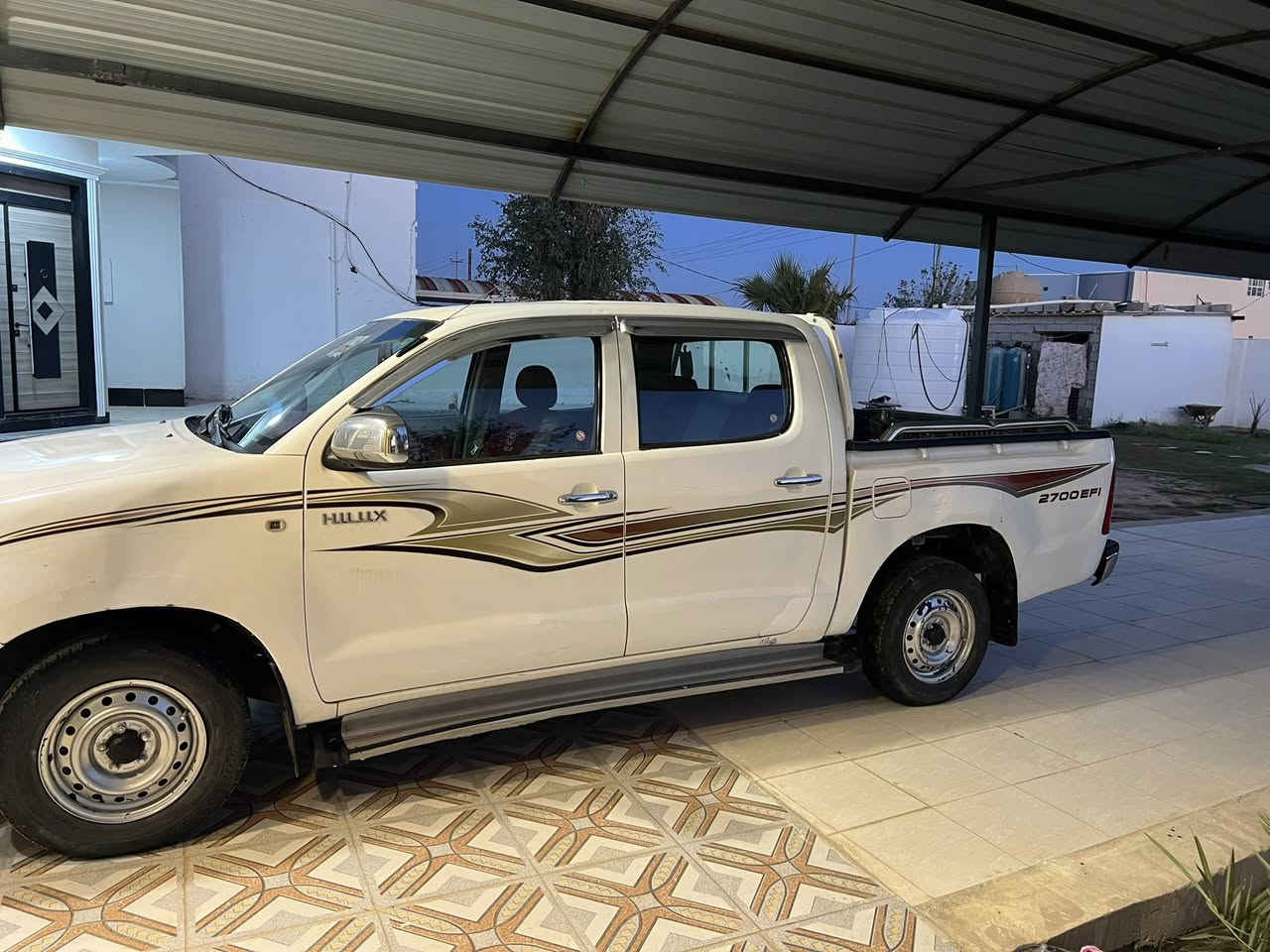 سلام عليكم للبيع
سياره بيكم هايلوكس موديل ٢٠٠٦
سياره جاهزه بأسمي رقم قادسية مميز كير ومكينه حداديه كفاله بيهة بارد قليل  المكان ديالى بلدروز 
للستفسار 
‭٠٧٨١ ٠٦٤ ٠٩١٤‬
‭ ٠٧٨١ ٠٤٧ ٩٢٤٢‬
