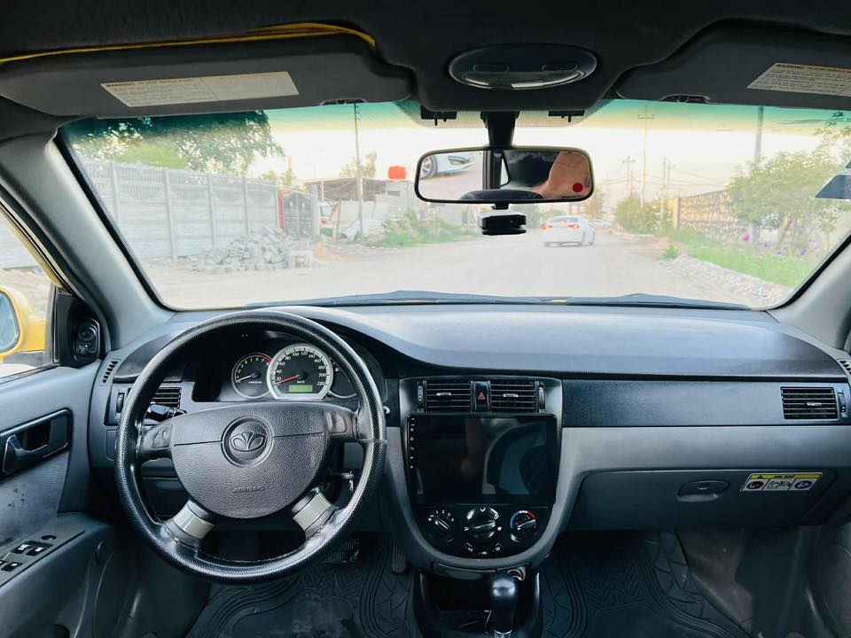 السلام عليكم ورحمة من رخصه الادمن للبيع شوفر ليت اوبتره موديل ٢٠١١ السياره خليجي ومكفوله من صبغ وتبديل وحادث كير ومكينه وحداديه وتخم تاير وتبريد مكفولات رقم بابل انكليزي سنويه لل ٢٠٢٨ تحويل ثاني يوم 
مصفره هيئه وغرامات 
السعر ٦٩  وبيه مجال 
الهاتف ***********  // واتساب *********** 
مكان السياره بابل قرب سيطره الاثار
