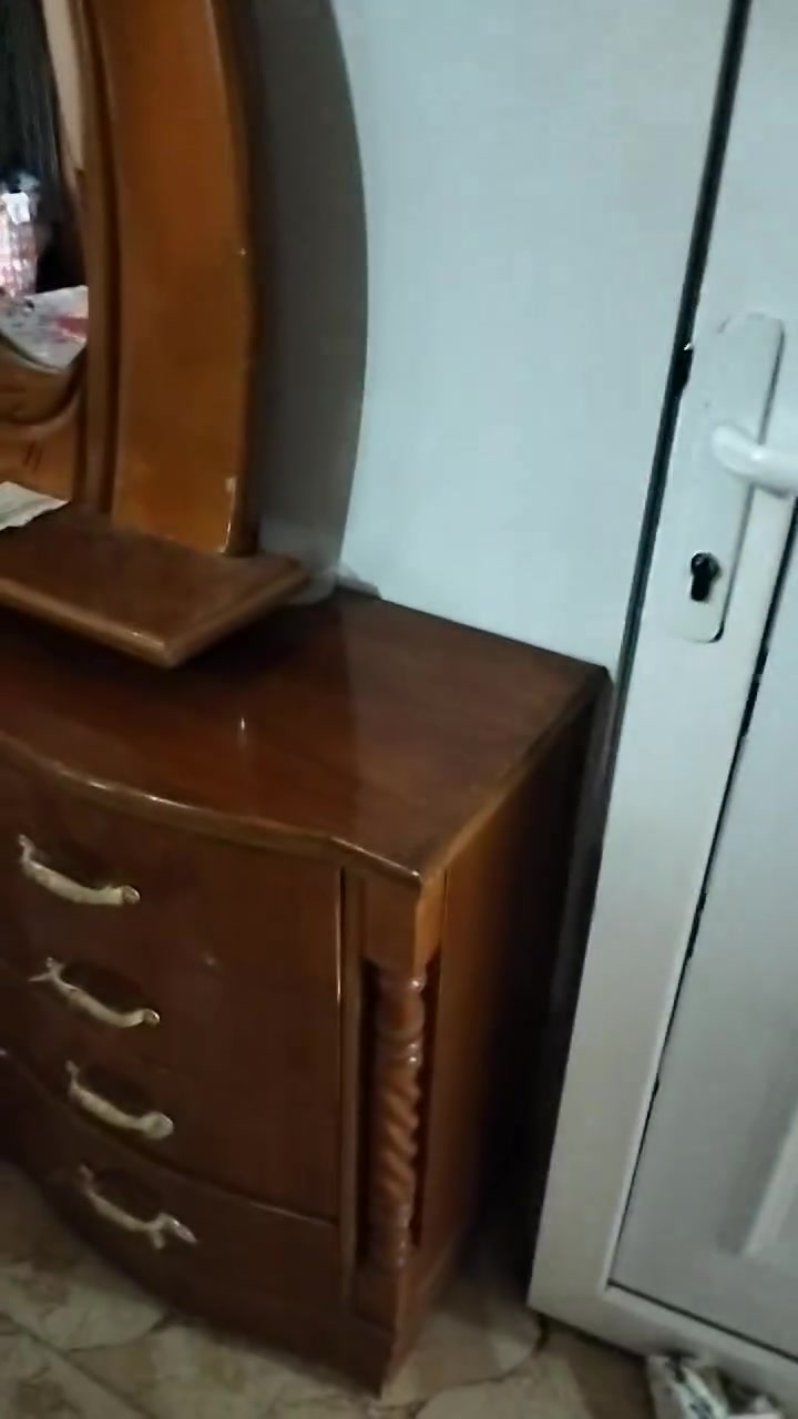 سلام عليكم
غرفة اخشاب مستعمل قليل للبيع احطاطة تكمة درجة اولى مابي عيب نهائيا
سعر ا لشراء 3مليون ونص
سعر البيع بمليون و850ألف
مكان خانقين


**إذا كنت صاحب هذا الإعلان وتريد حذفه لأي سبب، رجاءا أرسل رسالة إلى الدعم الفني**