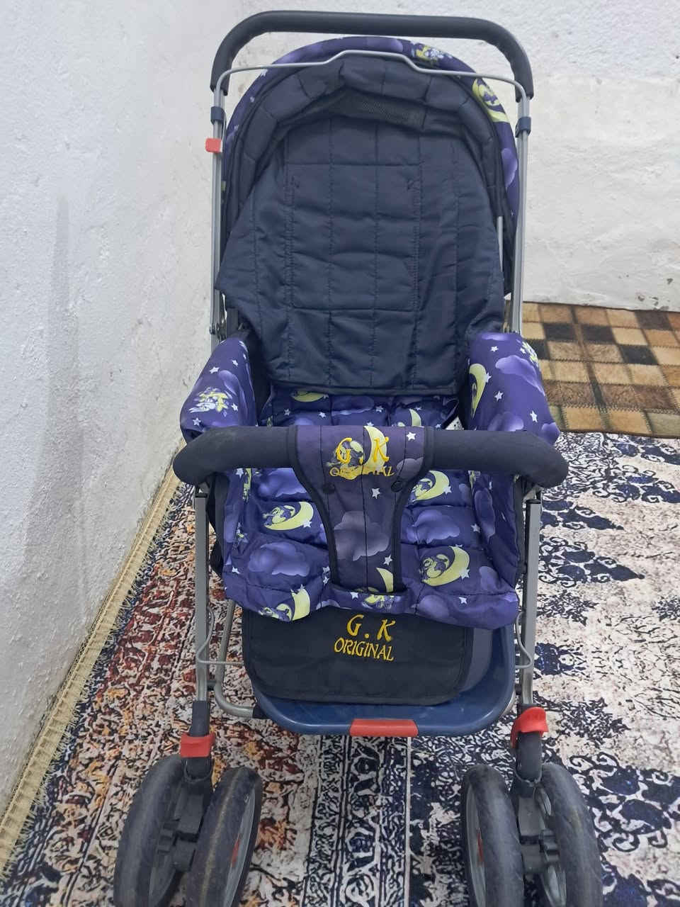 ابان الطفل للبيع سعر 500
***********
