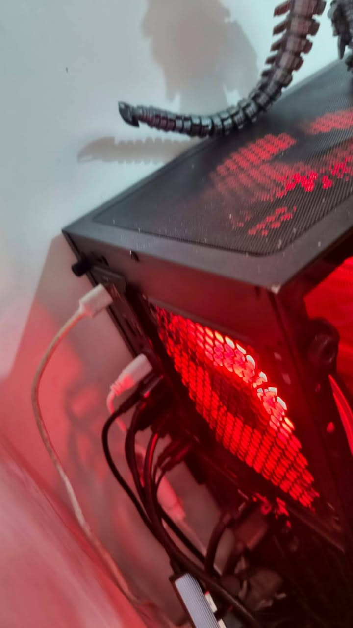 سلام عليكم كيس فارغ معه خمس مراوح ARGB الكيس نضيفه جدا وحجمها ATX سعر الكيس 70 مع التوصيل ومتوفر 4 مراوح من ماركه جلاكس RGB 120mm سعر الكت 35 مع التوصيل


**إذا كنت صاحب هذا الإعلان وتريد حذفه لأي سبب، رجاءا أرسل رسالة إلى الدعم الفني**