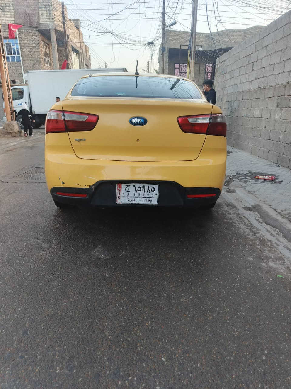 السلام عليكم كيا ريو 2015 خليجي
رقم بغداد السياره حلوه ونضيف صبغه ثانيه بيها بعض الملاحظات محرك 1600 دوش المرغوب هيئه مصفره 
السعر 77 وبيها مجال 
مكاني بغداد حي النصر ***********
