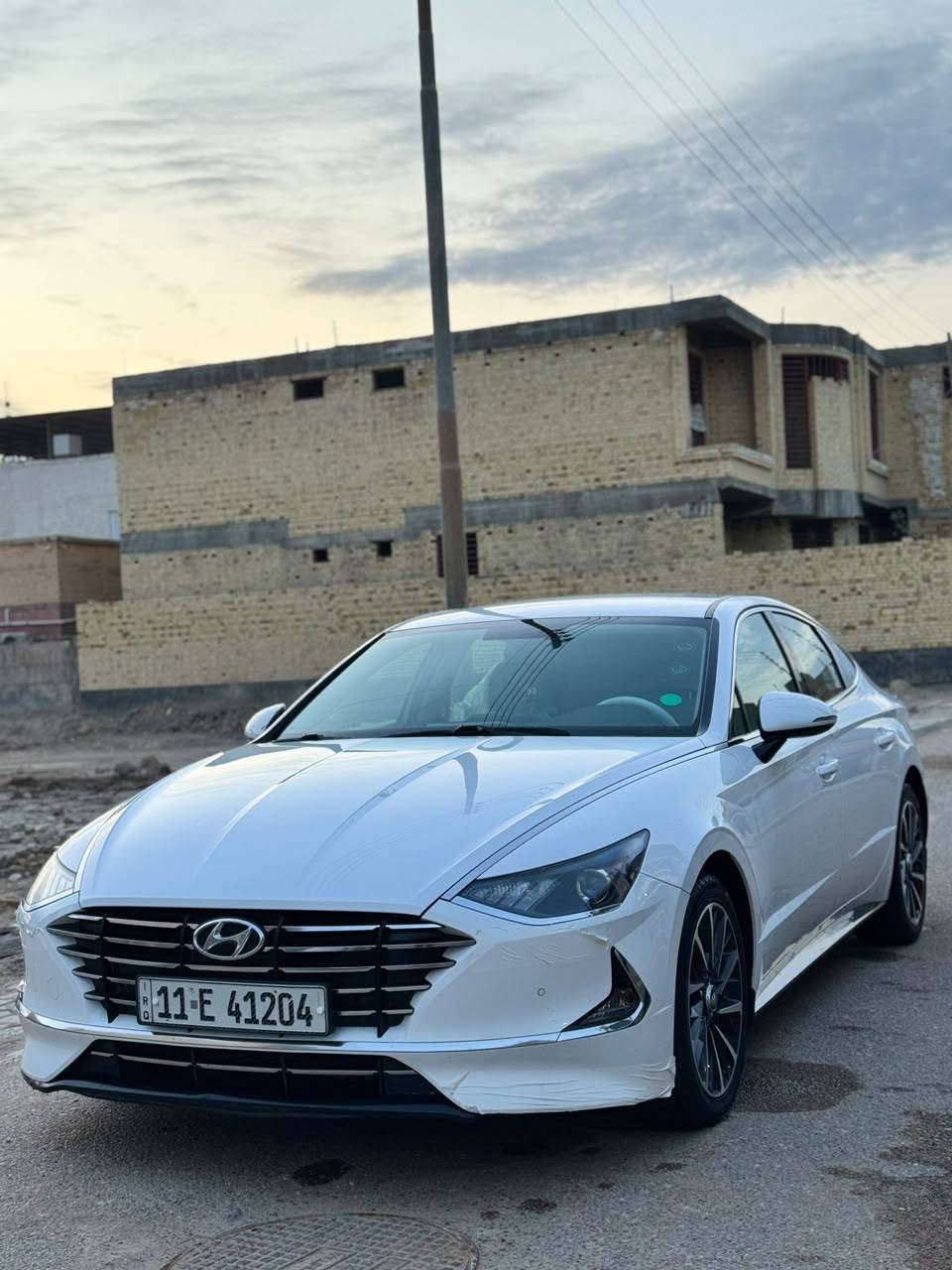 السلام عليكم
سوناتا 2023 
كفاله عامه ماشيه 100 رقم بغداد بسمي  هزه  ورقم جديد 
فول مواصفات عدا البنوراما 
مكاني بصره 
السعر 185 وبيه مجال 
***********
