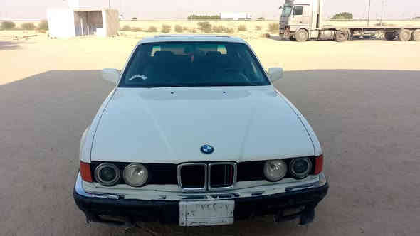 سلام عليكم شباب بيم دبليو موديل 91للبيع كير مكينه مكفولات سياره بيه بس باب بي ظربه تواصل ***********شرط تحويل محرك مفتوح 735
