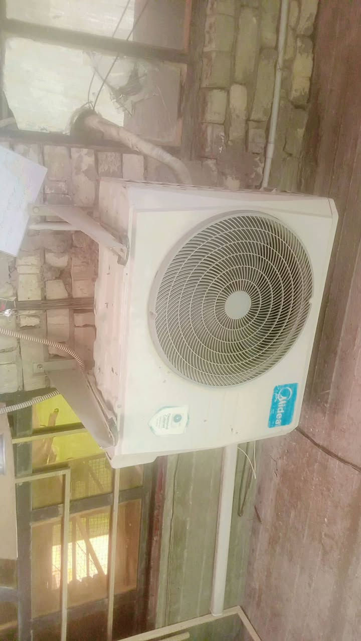٢ سبالت ميديا شغالات سعر٥ الواحد ١٢٥ نضاف ٩٠ سعر الواحدبلميه بس يذبن هوه حار ماعرف غاز اوعطل فلتر ماء خمس مراحل حار بارد سعر ٦٠ الف مكاني بغداد البلديات *********** متوفر تصاب واتساب
