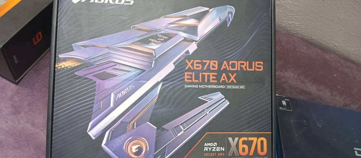 السلام عليكم
معالج ومذربورد للبيع
معالج قوي AMD Ryzen 9 7950X3D ب750
مذربورد Gigabyte X670 AORUS ELITE AX ب400

حاطهن فوك الكنتور ردت اسوي تجميعة قوية بس محتاج فلوس اسدد قسط الجامعة فكسرت بسعرهن وبيهن مجال بعد لان مستعجل


**إذا كنت صاحب هذا الإعلان وتريد حذفه لأي سبب، رجاءا أرسل رسالة إلى الدعم الفني**