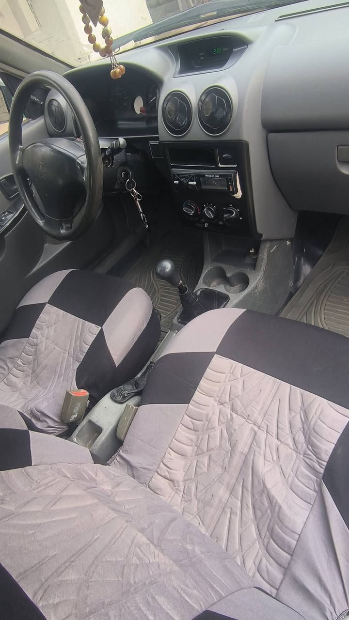 سايبا موديل 12 انطيك كفاله من كير او محرك او تبريد او شواصي تخم تايرات جدد.. السعر 33
***********
