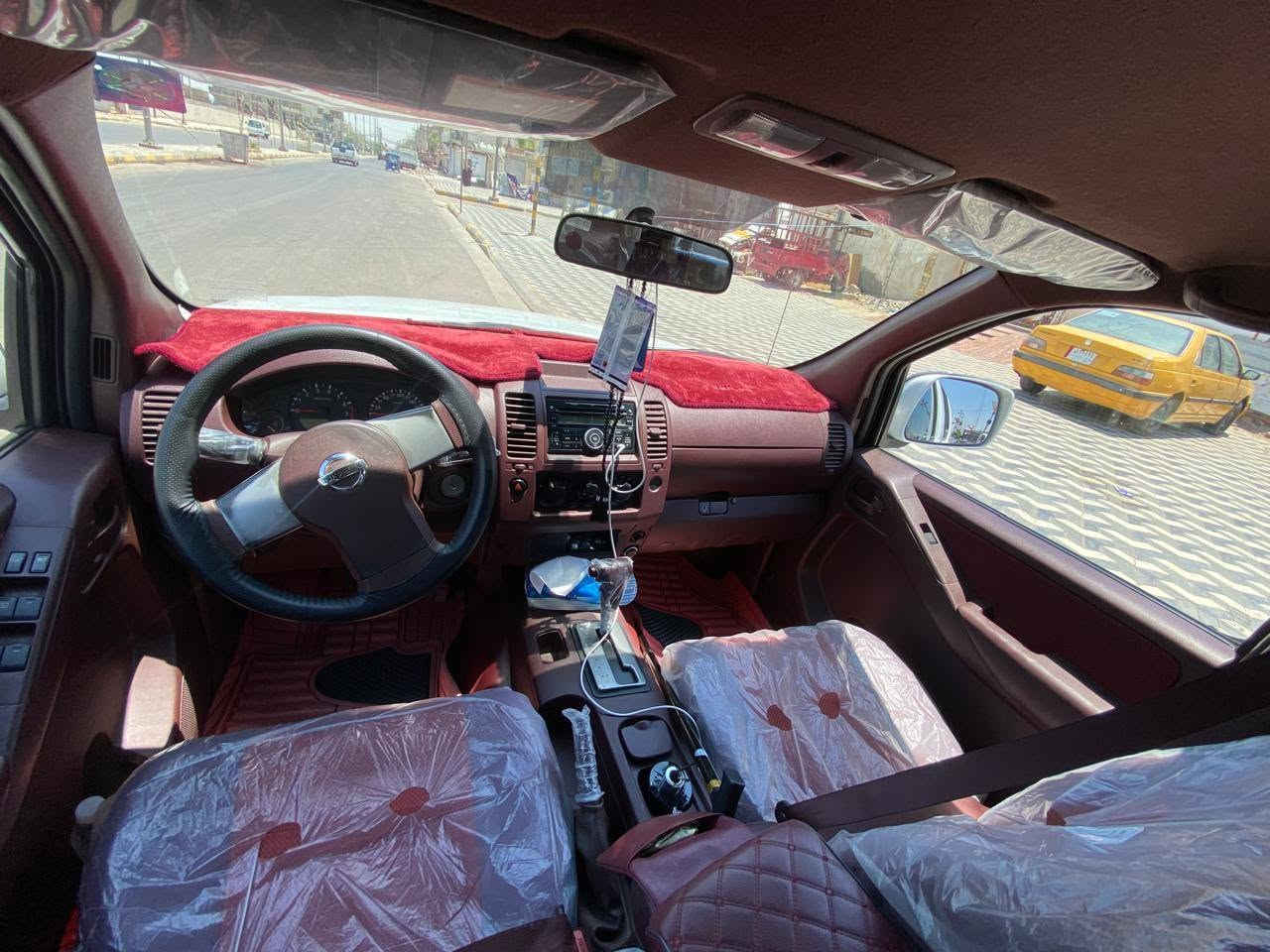 بيكم نيفاره ٢٠١٥
رقم بصرة مميز سنوية لل ٢٧ باسمنا السيارة وتحويل ثاني يوم 
السيارة كفالة عامة رقم
نصبتها موضحة بلصورة وغرفتها جديدة 
اهم ميزة محركها بلادي لا مبدل ولا مفتوح ومكفول من التنقيص والتبخير 
حدادية جديدة 
والتبريد ثلج وشرط الفحص الضهر
السعر ١٥٠ ورقة وبية مجال بسيط
مكان السيارة ميسان العمارة
رقم *********** عمارة, ميسان
