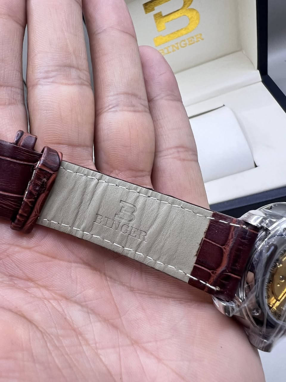 بنكر اوتوماتيك سويسري
منفذ شهري
ظهر كشف
بعدها بالستيكر
مختمه
علبتها الاصليه 
السعر 65 الف


**إذا كنت صاحب هذا الإعلان وتريد حذفه لأي سبب، رجاءا أرسل رسالة إلى الدعم الفني**