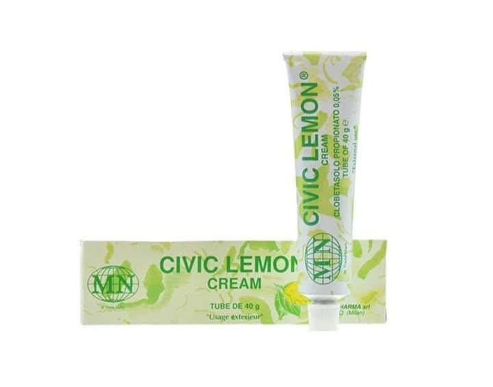 كريم سيفيك ليمون (Civic Lemon Cream)، وهو كريم لتفتيح البشرة ومعالجة بعض مشاكل الجلد. الإيطالية🇮🇹 

✅يحتوي على مستخلص الليمون الغني بفيتامين ج للمساعدة في تفتيح البشرة. 

✅يساعد على ترطيب البشرة وتنعيمها والحفاظ على مرونتها. 

✅يُستخدم للمساعدة في تلاشي البقع الداكنة وعيوب البشرة وتوحيد لونها. 

✅يحتوي على مكونات نشطة مثل كلوبيتاسول بروبيونات (Clobetasol Propionate) بنسبة 0.05%، وهو كورتيكوستيرويد قوي لعلاج حالات جلدية معينة مثل الأكزيما والصدفية. 
المنشأ إيطاليا الأصلي 🇮🇹 ✅

السعر ٥ الاف


**إذا كنت صاحب هذا الإعلان وتريد حذفه لأي سبب، رجاءا أرسل رسالة إلى الدعم الفني**
