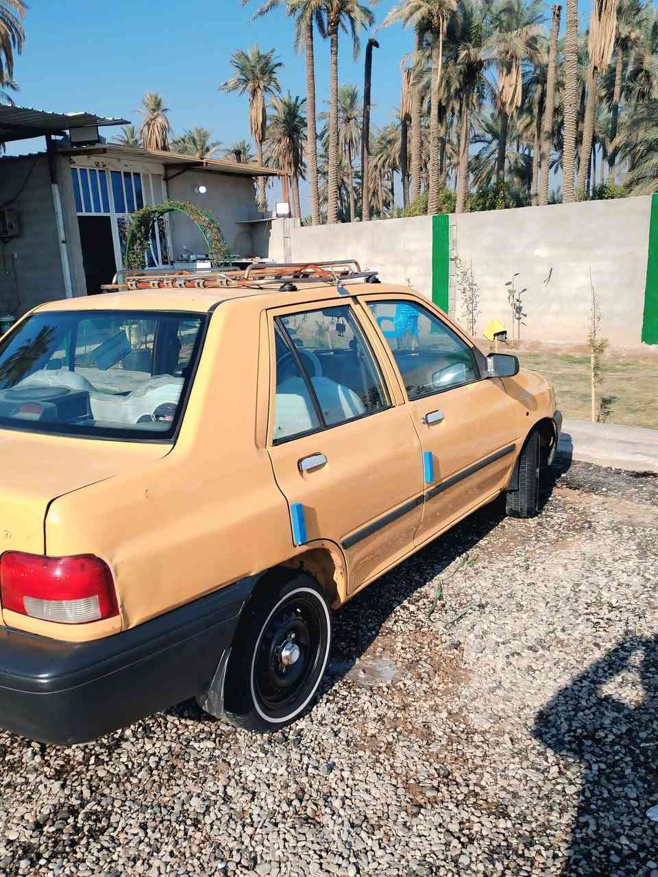 سلام عليكم
سايبه موديل2015 سياره حلوه رقم بغداد انكليزي 
سياره بيها رنكات كايمه وفطر بالشاصي بصفحه السكن 
سياره كشرها حلو تخم تاير جديد غرفت السياره حلوه سعر 27 مطلوبه غرامه 400الف ينزل من سعرهه وبيها مجال حك الجيه الرقم ***********
