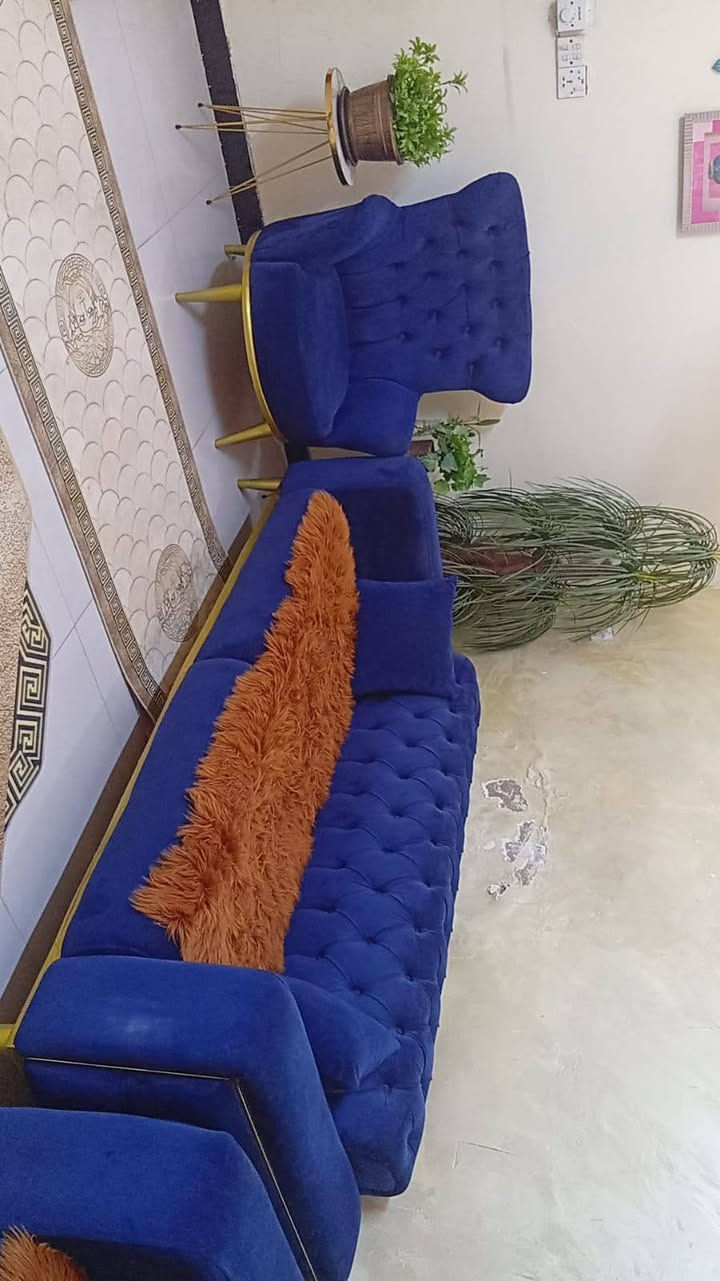 تخم 8 مقاعد سريري نضيف كلش رايدة ب500 
مكاني بغداد الجديدة/نعيرية


**إذا كنت صاحب هذا الإعلان وتريد حذفه لأي سبب، رجاءا أرسل رسالة إلى الدعم الفني**