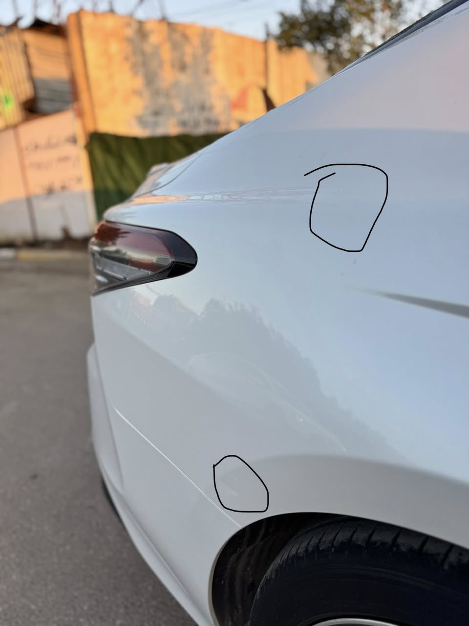 السلام عليكم 

للبيع  كامري عبد اللطيف جميل  GLE 2024
فول فتحة سقف مري كهرباء ومواصفات الكامري معروفه 
ماشيه ٣٣ الف
مكينه ٢٥٠٠ هايبرد
  (مكفوله من الحادث و الضربه والتبديل  والصبغ ) 
فقط بي دي ار سحب كد اصبعين موضح بالصوره اثر طعجه خفيفه  وشخط ناعم  اما غيره السياره مكفوله من كلشي  سنويه جديده مشروع وطني بسمي 
رقم بغداد الجديد
العنوان /بغداد :الدورة/ المهدية الثانية 
السعر ٢٣٥ وبيهه مجال
للاستفسار / ***********
