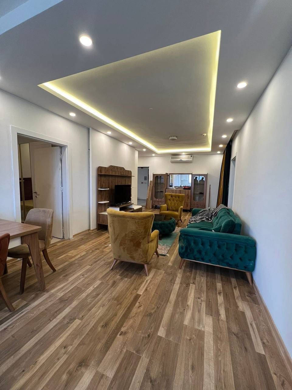 #اتلانتك_الامريكي
شقه مؤثثه للبيع في أربيل مجمع اتلانتك الامريكي 
مساحة 100م
3نوم وحده سويت
صاله مفتوح مع المطبخ 
طابق 8
واجهه ع لانه ستي

📸 السعر والصورة متوفرة على قناتنا الرسمية في التليكرام 👇
🔗 https://t.me/erbilkurdistanaqarat121

📞 تواصل مباشر واتساب أو اتصال:

0773-215-4111 📞 

 0750-818-64-47 📞

#اربيل #كركوك #كربلاء #فلوجة #نجف #سماوه #عراق #بصره #دهوك #عقارات #عقاراتللبيع #اشتي_فيلج #حي_قربو #اربيل_الجديدة #ازادي_نوي #كلوبال_ستي #هيوا_ستي #لانه_ستي #فرمانبران #5حساروك #ماس_هيلز #كنجان_ستي_اربيل #حي_هفالان #قرية_الاسبانيه #كوردستان_ستي #زانر_ستي #بختياري #وزيران #مهندسين

⬅️ الأسعار والصور داخل القناة… لا تفوّت الفرصة

تابعنا الان وشوف احدث العقارات يوميا 🏘️ https://t.me/erbilkurdistanaqarat121🔗


**إذا كنت صاحب هذا الإعلان وتريد حذفه لأي سبب، رجاءا أرسل رسالة إلى الدعم الفني**