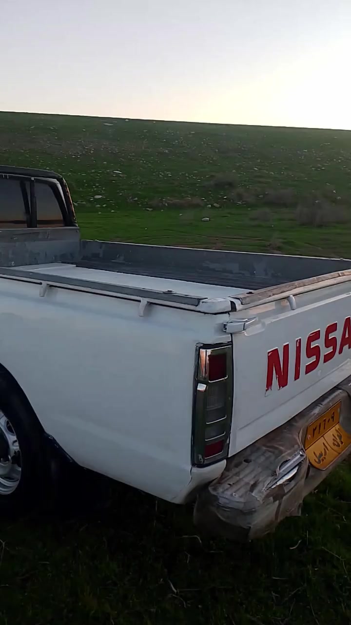 نیسان2001
تەبرید 
پاوەر
2 پارچە بۆیاخ بێ ناوگرتن
گێڕ و مەکینە و ئەکسل بەشەرت
75 گەڵا و مەعمەلە
***********
