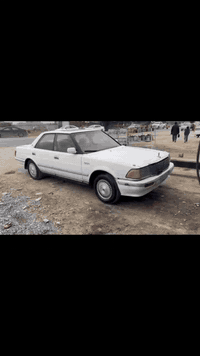 السلام عليكم
سيدان هارتوب موديل 1992 يسار اصلي ستيرن اصلي

رقم صلاح الدين دولي سنويه29
شرط كير محرك اكسن
لا طخه و لا صبغ
رقم الهاتف غير متواجد على الفيس ***********
