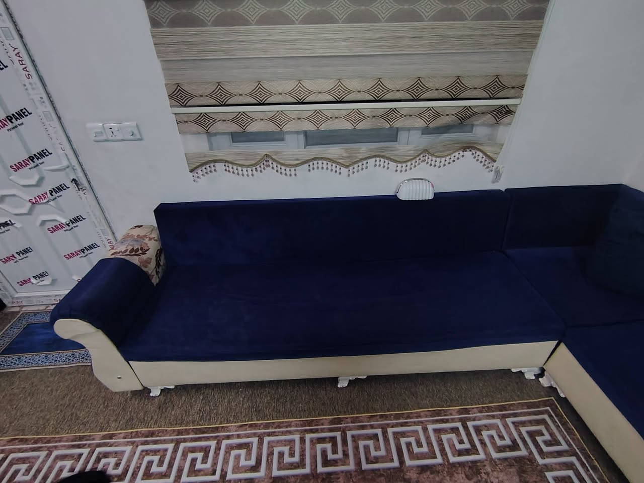 ديوان 5متر 80سنتيم السعر 175
الشراي يخابر ***********
