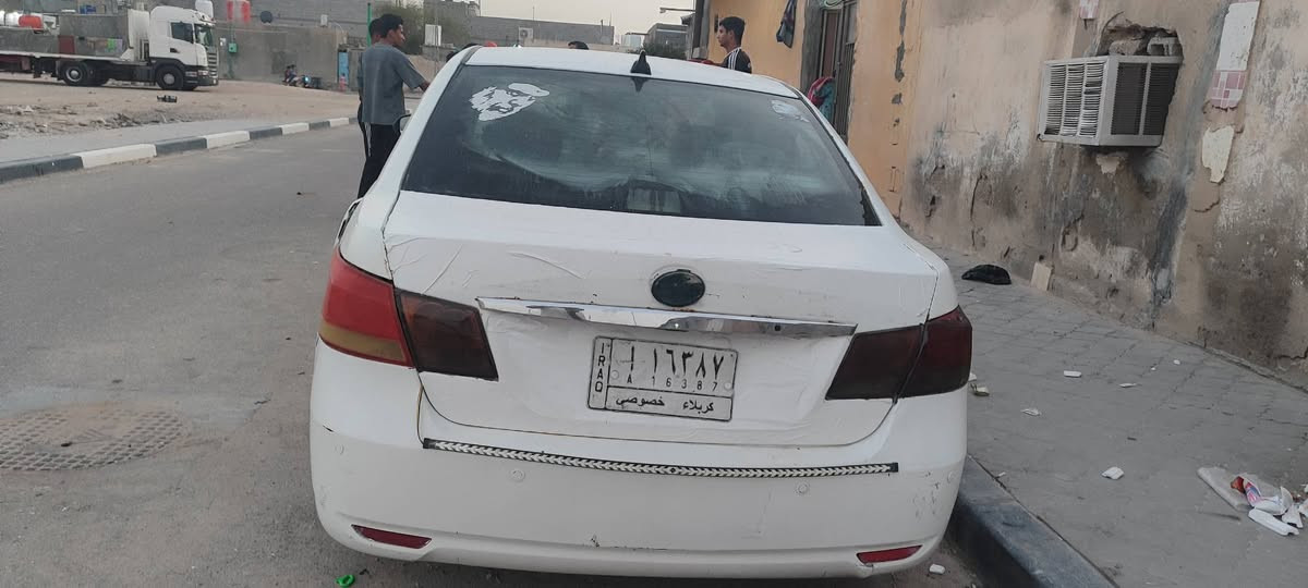 سلام عليكم بي وايدي مديل 13 سنويه منتهيه راعيه بالبصره بالكزيزه محور كير ومكينه كورله بيكاجو الف 600 مكينه جديده عندك الكير يخر نمره الثالثه فقط تبريد عوزه بس كمبريسر مبدل دعاميه وجاملقات الكدام السياره بيهي خياسات قليله شوفت عينك بتصوير بصمه عطلانه وتنته والباقي كهربايات شقاله ستيرن شويه بي ثكل مكان السياره بصره زبير سعر 25 ورقه وبيه مجال الشراي رقم *********** واتس فقط
