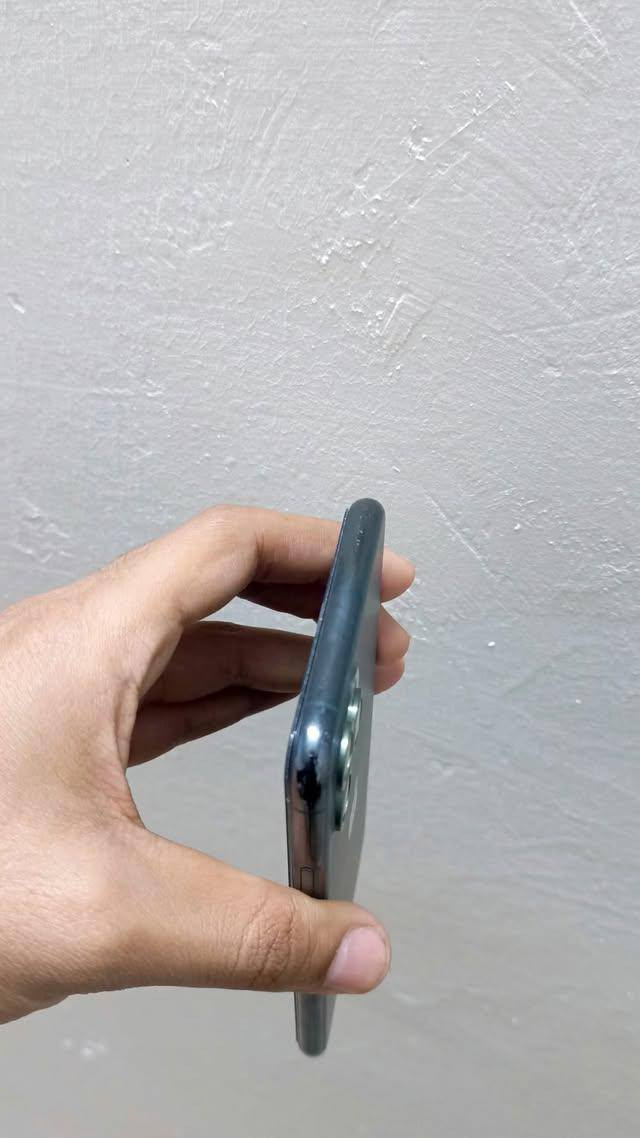 ايفون 11 برو ماكس نموذج M
ذاكره 256 بطاريه 92 تك  نضافه فول موضحه
الجهاز كله شرط نورمال وحصر هوا شرط سعر 360


**إذا كنت صاحب هذا الإعلان وتريد حذفه لأي سبب، رجاءا أرسل رسالة إلى الدعم الفني**