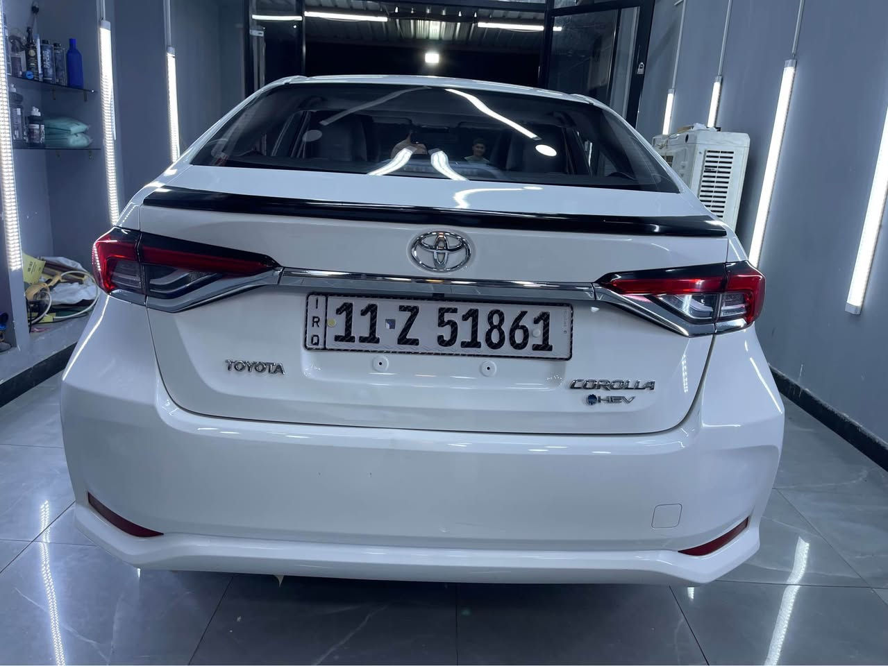 🚗 للبيع: تويوتا كورولا هايبرد 2025 – بحالة الوكالة (مكفولة) 🚗
لكل الي يدور على النظافة، الاقتصاد، والراحة.. للبيع كورولا هايبرد موديل 2025 سيارة توب وجاهزة من كلشي، مال بيت وبأسمي.
📌 المواصفات والتفاصيل:
 الموديل: 2025
 المحرك: هايبرد (قمة بالاقتصاد بيبسي ما تصرف!) ⚡🌱
 المسافة المقطوعة: 44 ألف كيلومتر فقط (مشي حقيقي).
 الحالة العامة: السيارة مكفولة كفالة عامة الصبغ، 
( فقط الدعاميات الامامية بيهة تكحيل بسيط بلزاوية عكس صفحة السايق ولخلفية بيهة صبغ قليل كلش هم الزاوية صفحة السايق )
💰 السعر والموقع:
 السعر المطلوب: 158 ورقة (وبيها مجال للشراي ) 🤝
 المكان: بغداد - الحرية
📞 للتواصل والاستفسار:
للجادين بالشراء فقط، يرجى الاتصال على الرقم:
📱 ***********
(السيارة جاهزة للتحويل وبوضع الشركة، تعال وافحص وين ما يعجبك) بغداد, العراق

