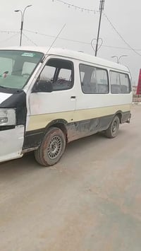 ٢٠٠٩ • مكينة ياباني • جير عادي