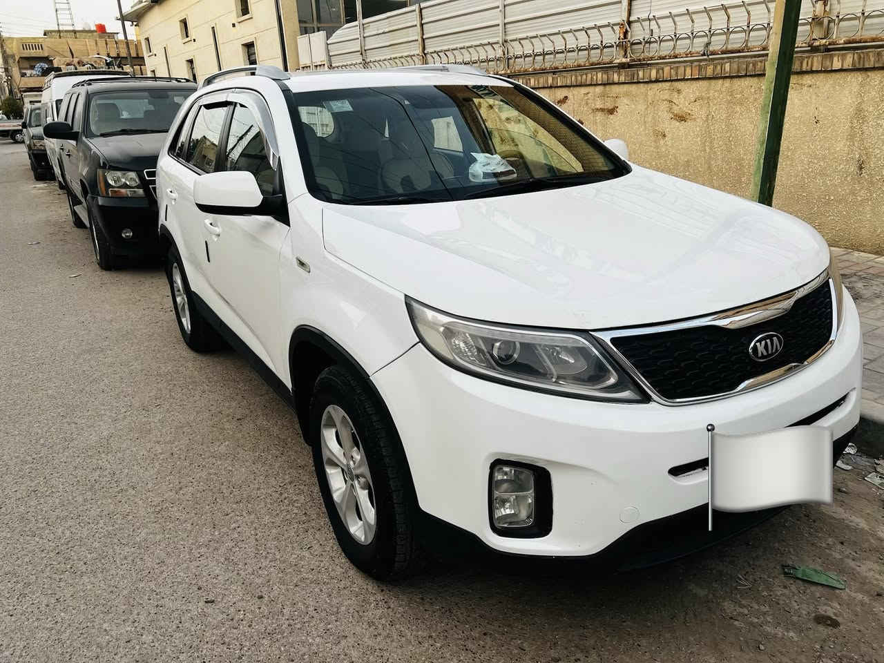 السلام عليكم سورنتو 2014خليجي رقم بغداد بأسمي 7راكب 3قطع تبريد اشارة بالجاملغ كاميرا دواره محرك 4سلندر دوش حداديه كير كلها كفاله بيها باب صبغ فقط بدون دواخل وبدون فتح السونار مرفق بالمنشور السعر 145وبيها مجال قليل مكانها بغداد للاستفسار ***********
