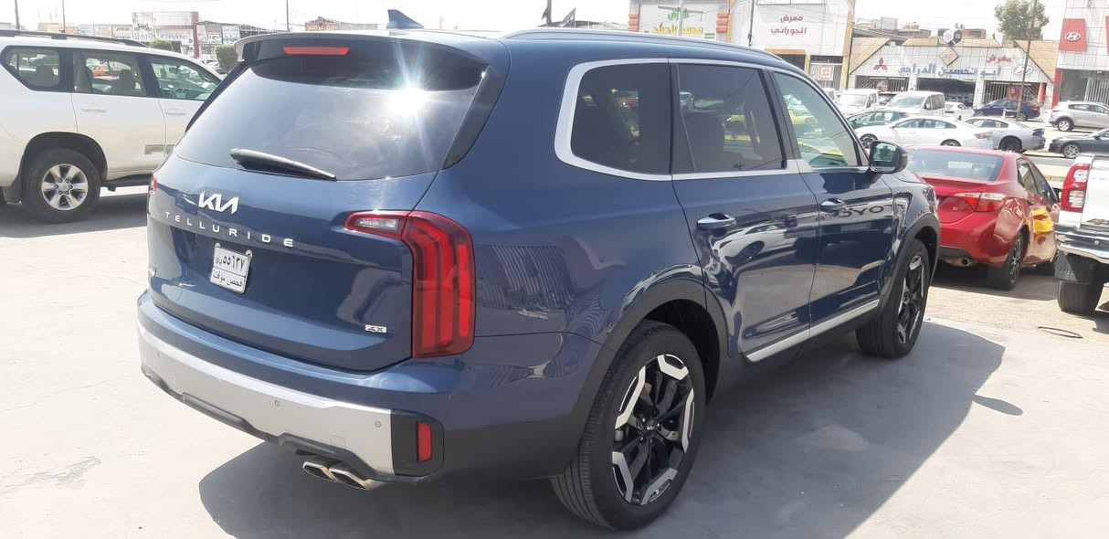 السلام عليكم
كيا تلورايد مديل 2023 x line 
مبدل بيه بنيد و خشم الجاملغ بارد بدون صبغ 
ماشيه 16 الف مايل 
سعره 235 و مجال بسيط جدا 
للاستفسار 
***********
