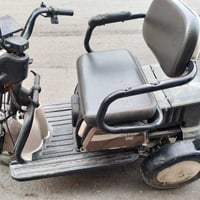 للبيع السعر ٥٠٠ وبيها مجال مكان شارع حيفا لاتصال ‏‪07708968044‬‏