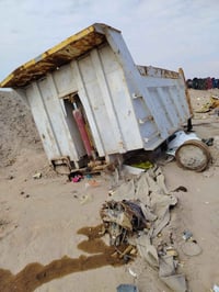 ٣ بديات • شاحنات