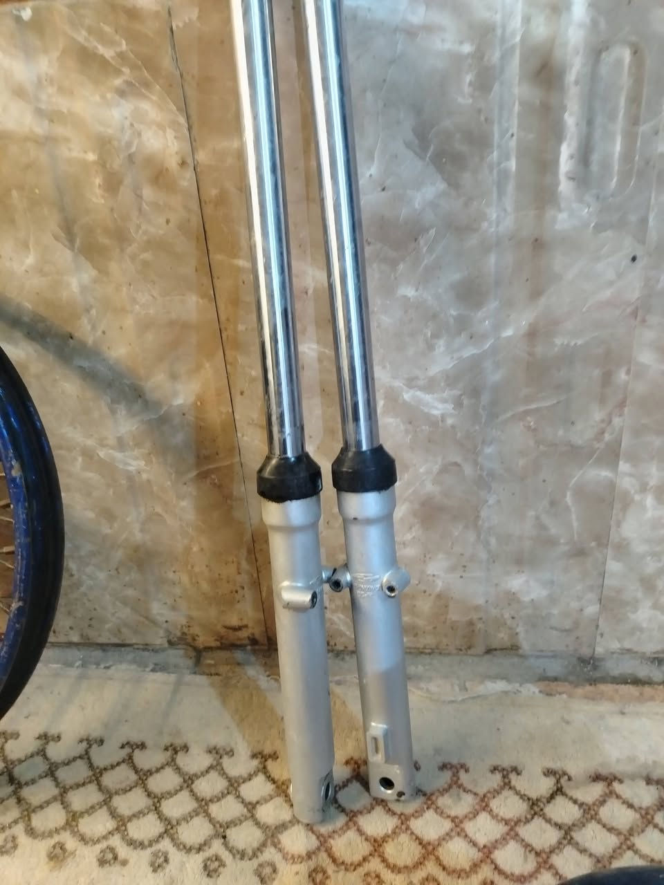 ذني الغراض للبيع ناصريه الاسكان رقم ***********
