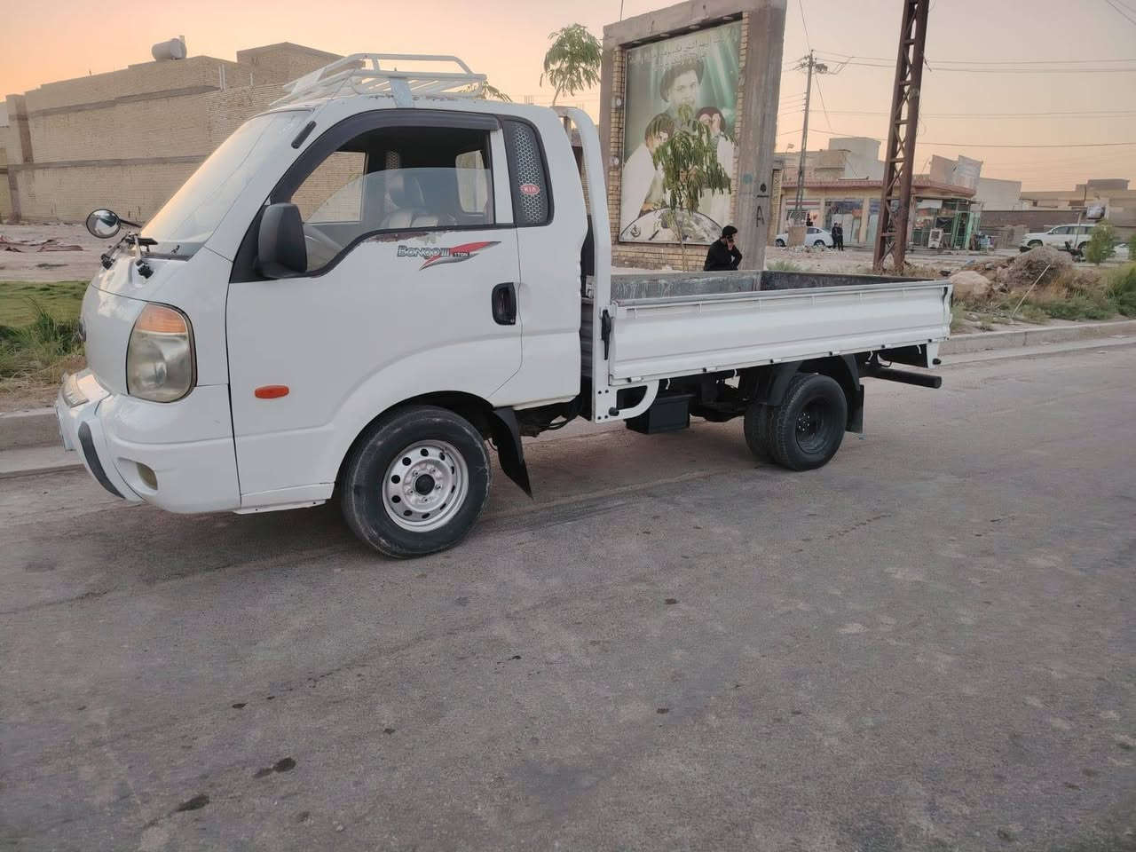 سلام عليكم سياره البيع موديل 7 مكينه جديده مسكر محور بم ونوزل تخم تاير كهربيات كله شغاله رقم بابل دوالي سعر 83 وبيه مجال
***********
