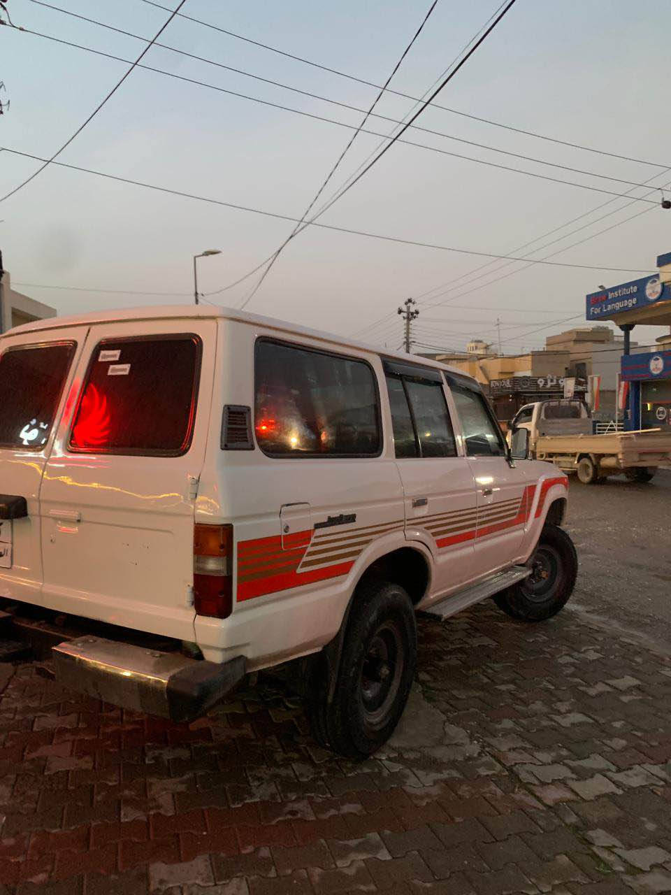 كوردي عربي 

لاندکروزر 1986 
گێڕ عادی ، دەبل ئەکسل 
سبوغ عام تەعمیر عام 
بۆ جوانی ، بەبێ لێدران
مەکینە V6 بیلادی بەشەرت 
نرخ     ۷۹ وەرەقە

واتساب+ژمارەی ئاسیا (***********(
ژمارەی کۆرەک (***********( السليمانية, العراق
