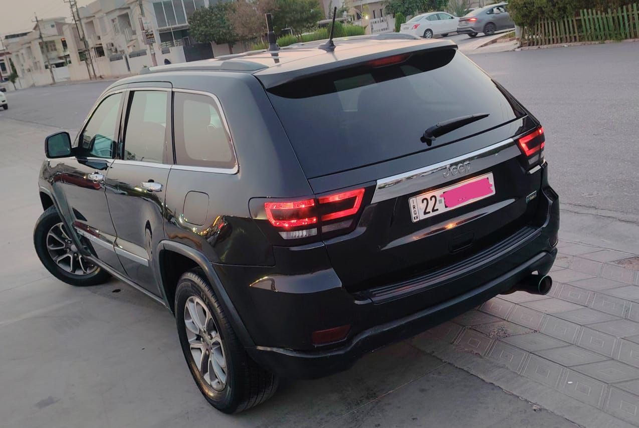 لاريدو موديل 11 رقم أربيل سنويه جديده هزه جديده رقم جديد تحويل مباشر كشنات جلد كشن كهرباء ويل موديل ١٤الون اسود ملكي الساره حلوه محرك جديد كير جديد صدر جديد ظرر جامرلق امامي وقطعتين صبغ خلفي أسياده بسمي تحويل مباشر العنوان اديالى بعقوبه السعر 150 وبيهه مجال اتصال ***********
