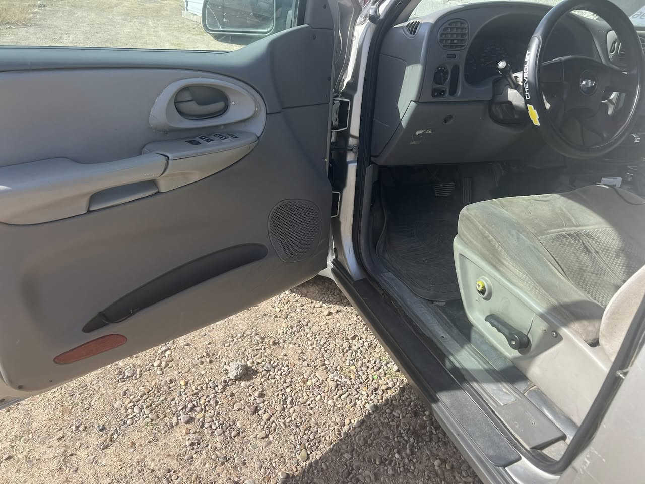 بلايزر موديل 2008 مكينه وكير مكفولات مخصص رقم بغداد لسعر 60ورقه باقي المعامله ع مشتري***********
