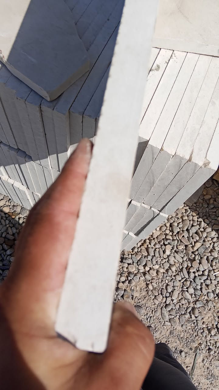 السلام عليكم
كوبلن مرمر ايراني ابواب وشبابيك
عرض 25 سم سوبر درجة اولى 
شي راقي ومرتب 
كافة القياسات 
***********
***********

عنواننا : ناحية الزاب قرية النميصة الشارع العام
