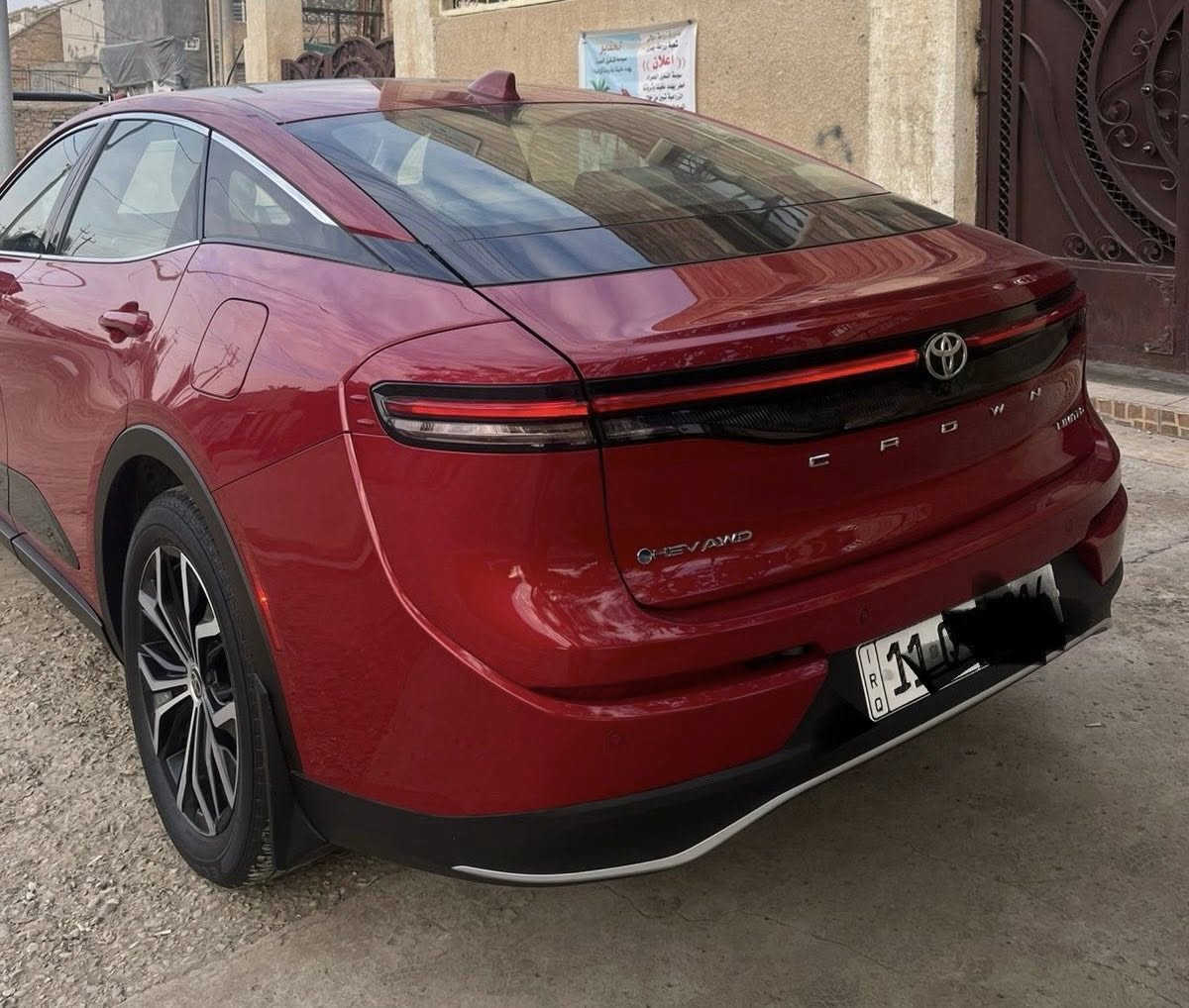 السلام عليكم

2024 TOYOTA CROWN, LIMITED

السيارة كلين بدون صبغ مرقم بغداد

حادث كلش بسيط بارد في داير الجامرلغ الخلفي ارباك بردات الجانبية فقط

بصمة كراسي كهرباء وجلد اوف وايت 

حساس امامي خلفي فول تحكمات 

ماشية 96 الف ميل 

السيا ة فول مواصفات 

السعر 295$

مكان السيارة ديالى بعقوبة 

للاستفسار ***********
