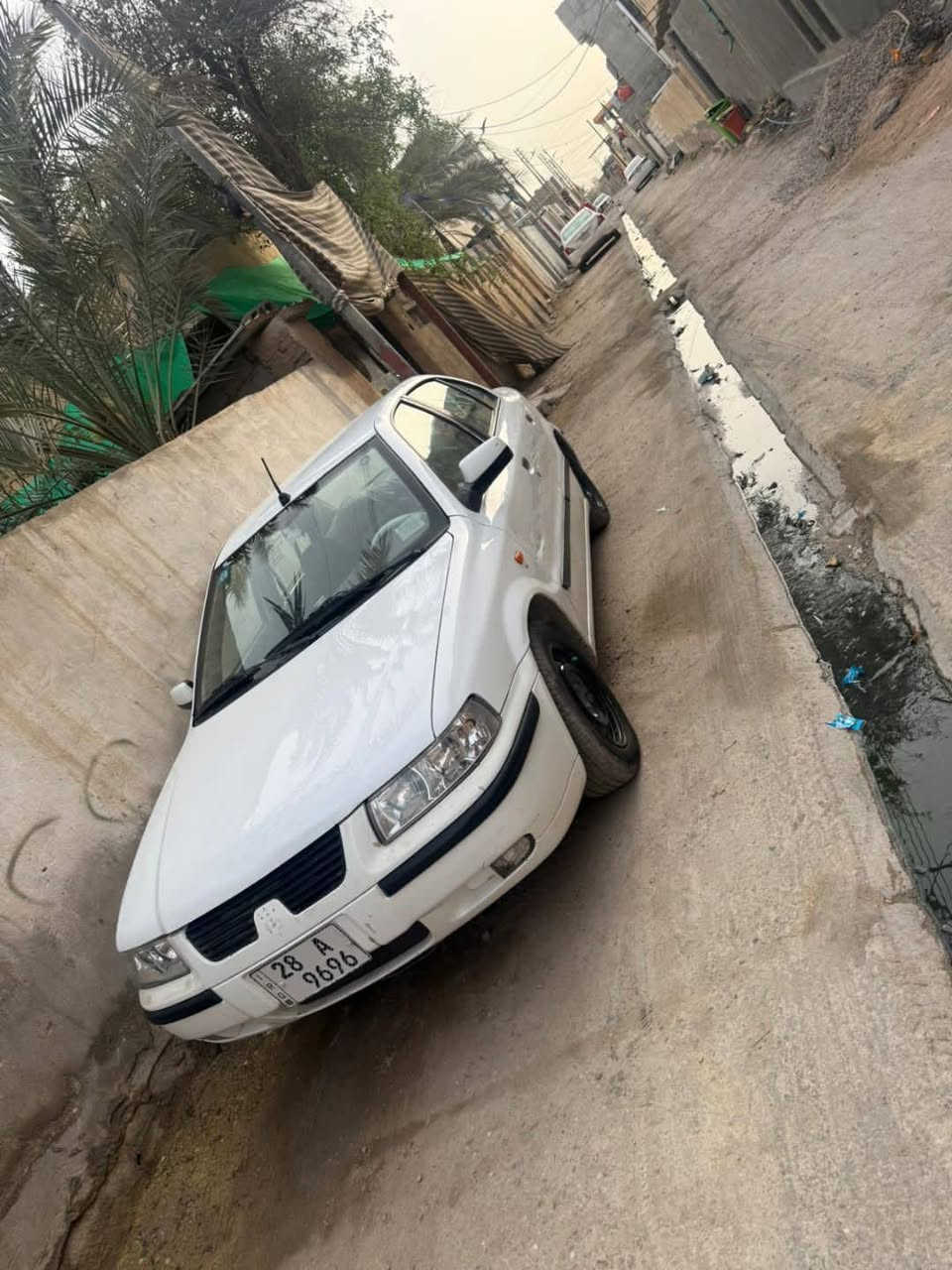 سمند ٢٠١١ سياره  مكفوله كفاله عامه ماعده طخه بالباب سايق جاهزه
 مكينه كير حداده تخم تاير ماذب عليها ربع طك سويج وين ما يعجبك 
رقم نجف مييز بسمي  السعر ٤٧ وبيه مجال حك جيه

متواجد ع نت شريحه رقم *********** واتساب
#العنوان_البصره_شط_العرب_الفيحاء
