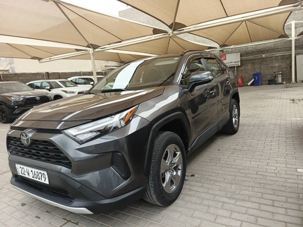 راف فور ٢٠٢٣ ماشية ١٧الف
تحكم ستيرن فول 
سلايد 
راداد امامي جانبي 
نقطة عمياء 
تحديد مسار
كشن كهرباء
تدفئة كشن وستيرن 
ويل كروم 
اشاير بلمرايات 
اقتصادية جدا بلبانزين 
ثلاث وضعيات قيادة 
دفع رباعي 
السعر ٢١$ وبيها مجال 
الاتصال *********** بغداد, العراق
