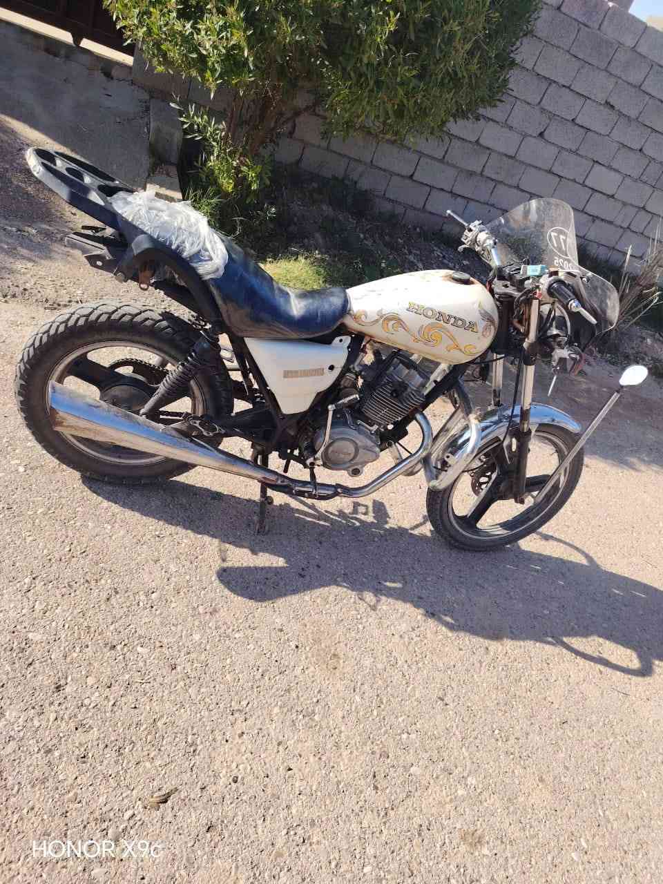 هوندا ياباني اوراق كاملة السعر 350
سيف سعد قرب المعارض


**إذا كنت صاحب هذا الإعلان وتريد حذفه لأي سبب، رجاءا أرسل رسالة إلى الدعم الفني**