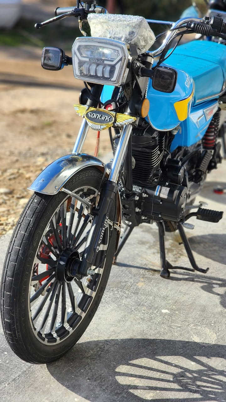 السلام عليكم دراجه لبيع موديل 25 مكفوله مامدود سبانه على محركه اوراق سكنر كهربائيات شغاله كله السعر 775وبيه مجال لطيبين ***********متواجد خاص ورقم
